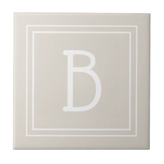 Modelo de inicial monogramada moderna Bege Marrom