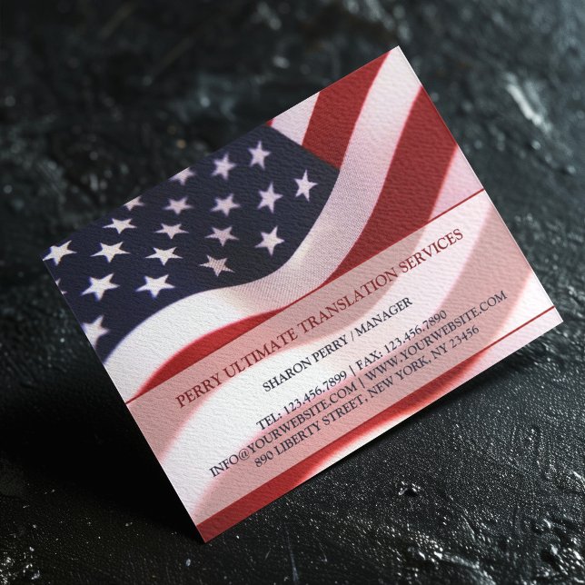 Modelo de Panfleto Patriótico da Bandeira American (Criador carregado)