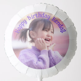Modelo de texto de balão roxo de aniversário com f