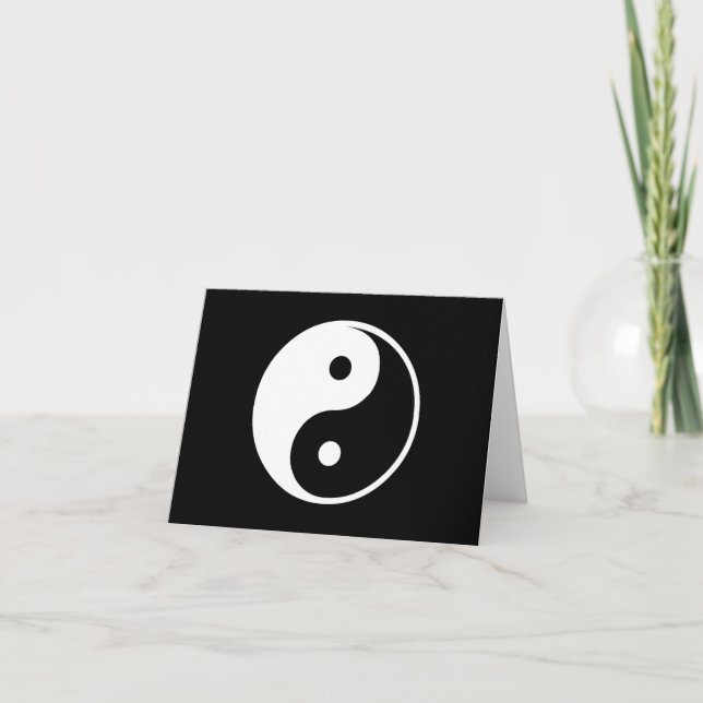 Modelo preto e branco da ilustração de Yin Yang (Frente)