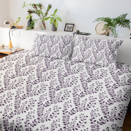 Modern Boho Floral Pattern Plum White