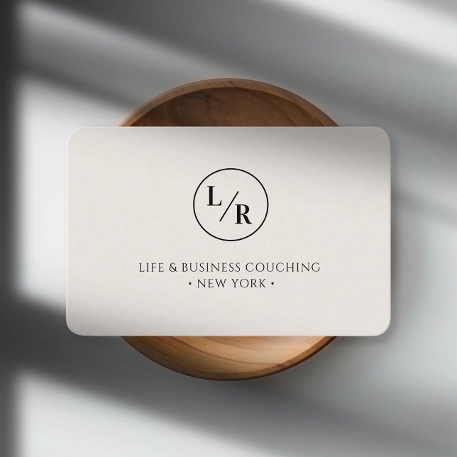 Moderno, monograma, círculo, cartão de visita bege (Modern, monogram, circle, beige business card)