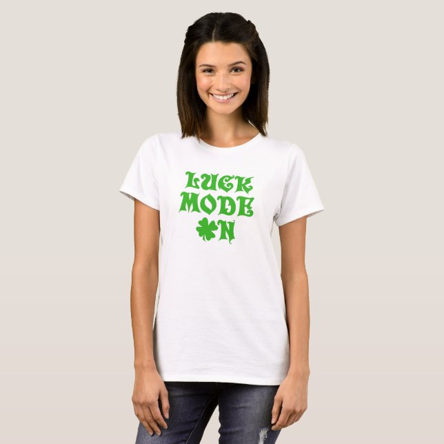 Modo De Travamento Na Camisa T (Frente Completa)
