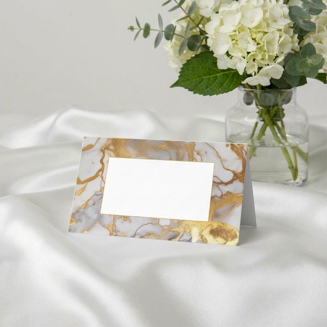 Moldura de mármore branco e dourado para cartão de (White and gold marble frame guest name place card.)