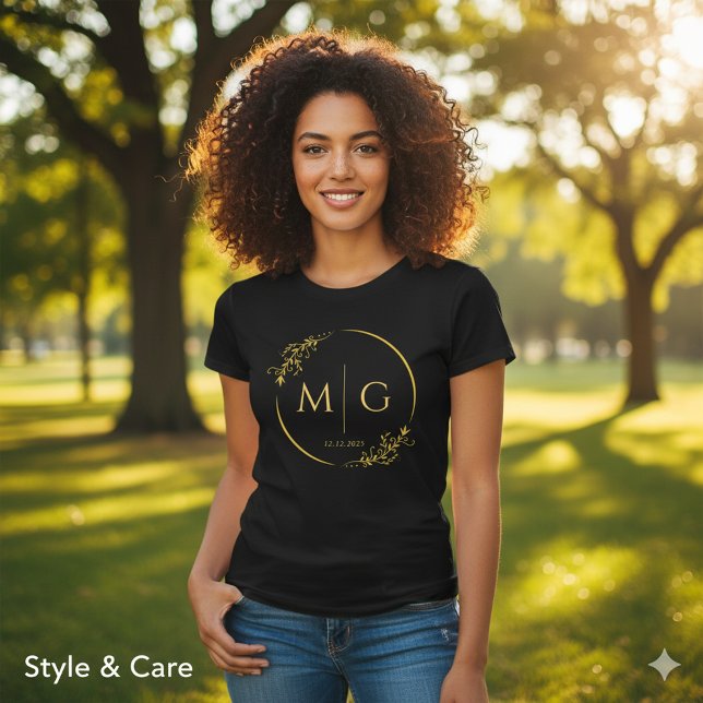 Moldura Floral Monograma Data Personalizado (Floral Frame Monogram Date Custom Tri-Blend Shirt)