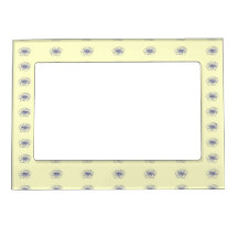 Padrão de desenho de flor violeta púrpura em amare