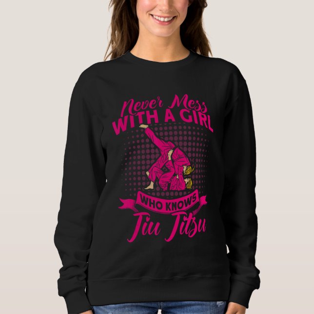 Moletom A Girl Who Knows Jiu Jitsu Brazilian Jiu Jitsu (Frente)
