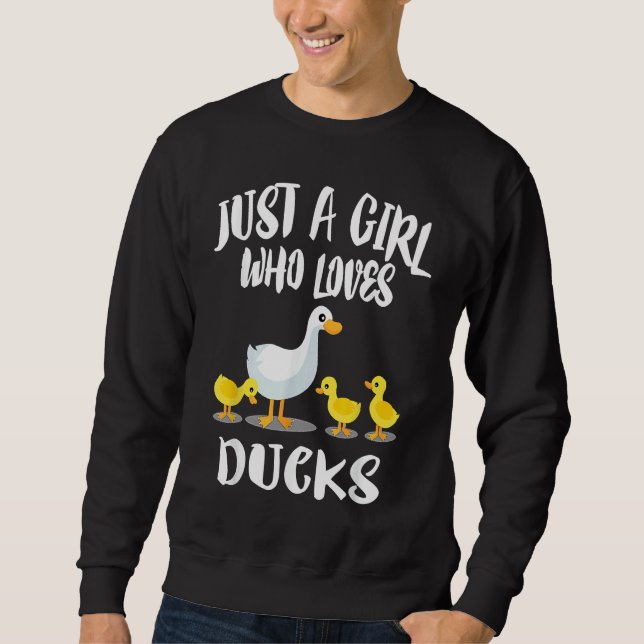 Moletom A Girl Who Loves Ducks  Duck Owner (Frente)