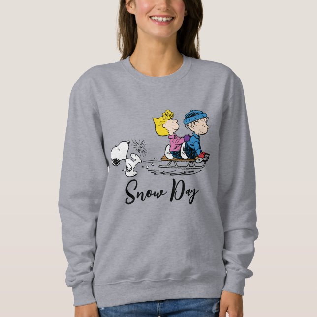 Moletom Amendoins | Snoopy, Sally & Linus Sled Riding (Frente)
