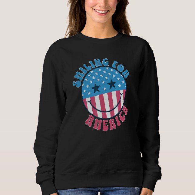 Moletom America Vibes Smile Face US Flag Retro Groovy 4th  (Frente)