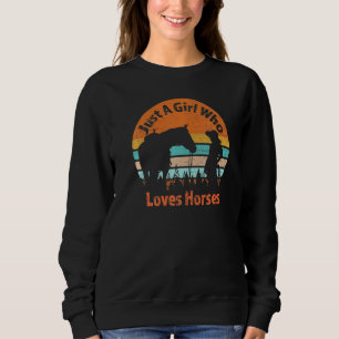 Moletom Apenas Uma Menina Que Ama Seu Cavalo Retro Sunset