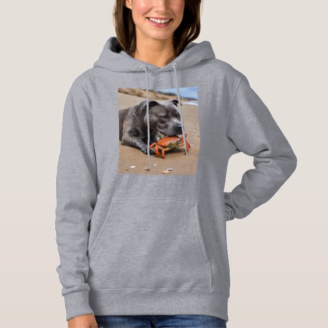 Moletom "Beachside Pals: Um Staffy e seu companheiro de ca (Frente)