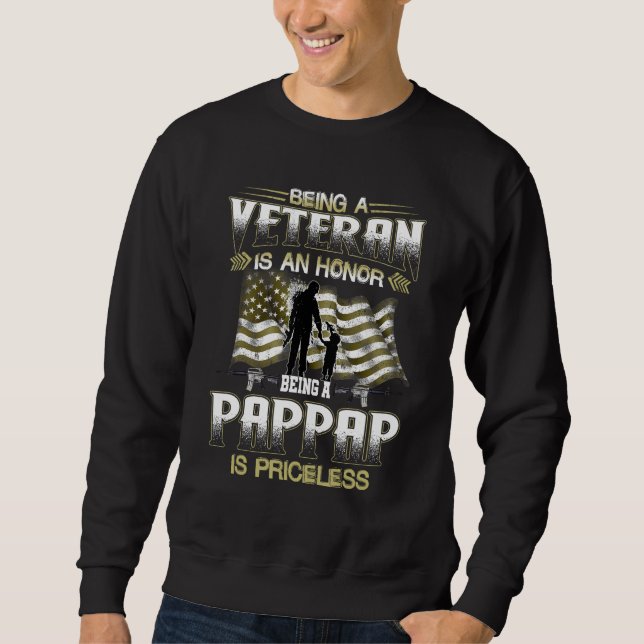 Moletom Being A Veteran Is An Honor Being A Pappap Is Pric (Frente)