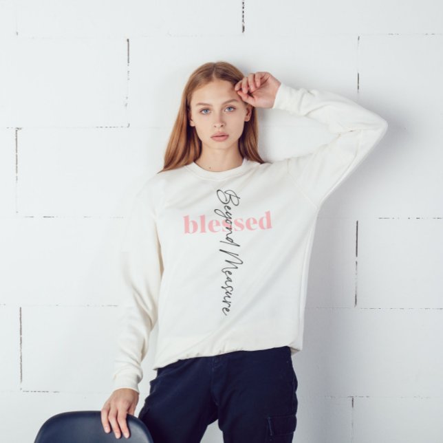 Moletom Bendito Além Da Medida, Cross Sweshirt (Blessed Beyond Measure Cross Sweatshirt)