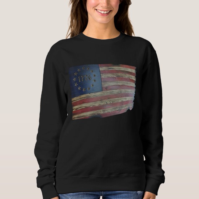 Moletom Betsy Ross Flag  Rustic Wood American Flag Tee (Frente)