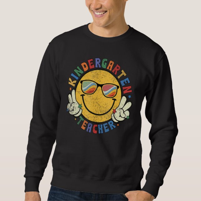 Moletom Cara Feliz Groovy Sorriso Professora de Jardim de  (Frente)