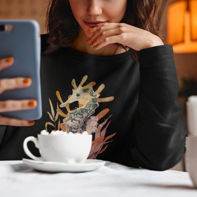 Moletom Cavalo do Mar com Buquê de Folhas do Mar (Sea Horse With Bouquet of Sea Leaves Sweatshirt)