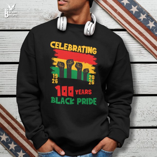 Moletom Centenário do Mês da História Negra Souvenir CENTE (Stylish Black History Month sweatshirt celebrating centenary with brushstrokes and power fists)