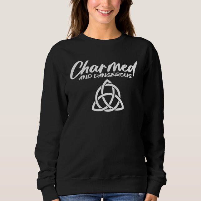 Moletom Charmed and Dangerous Celtic Knot for Wiccan Herbo (Frente)