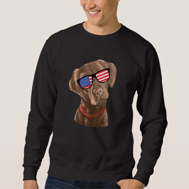 Moletom Chocolate Engraçado Labrador American Flag 4 De Ju (Frente)