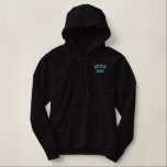 Moletom Com Capuz Bordado Feminino Hoodie bordado noiva<br><div class="desc">A noiva bordou o hoodie,  com noiva e o ano na área esquerda da caixa,  e na parte de trás da jaqueta,  no azul!  Edite o ano,  ou personalize as cores de texto se você deseja!</div>