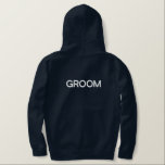 Moletom Com Capuz Bordado Horário de Hoodie Masculina<br><div class="desc">Para o Groom,  mostrado é um capuz azul-marinho para relaxar. Texto bordado branco na frente e atrás.</div>