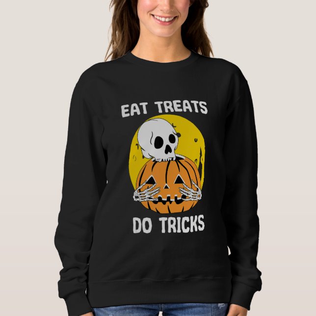 Moletom Comer Tratamentos Fazer Truques Halloween Assustar (Frente)