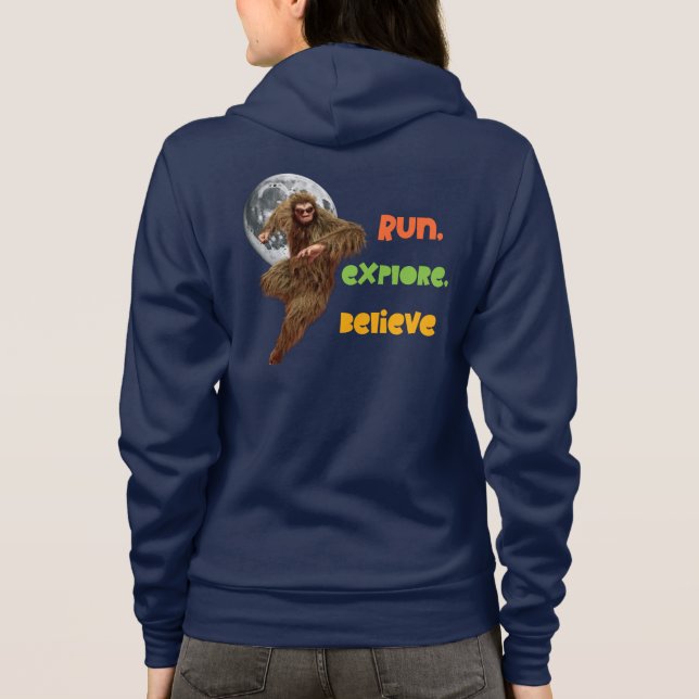 Moletom Correndo Aventura Sasquatch Acredite Design (Verso)