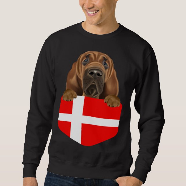 Moletom Denmark Flag Bloodhound Dog In Pocket (Frente)