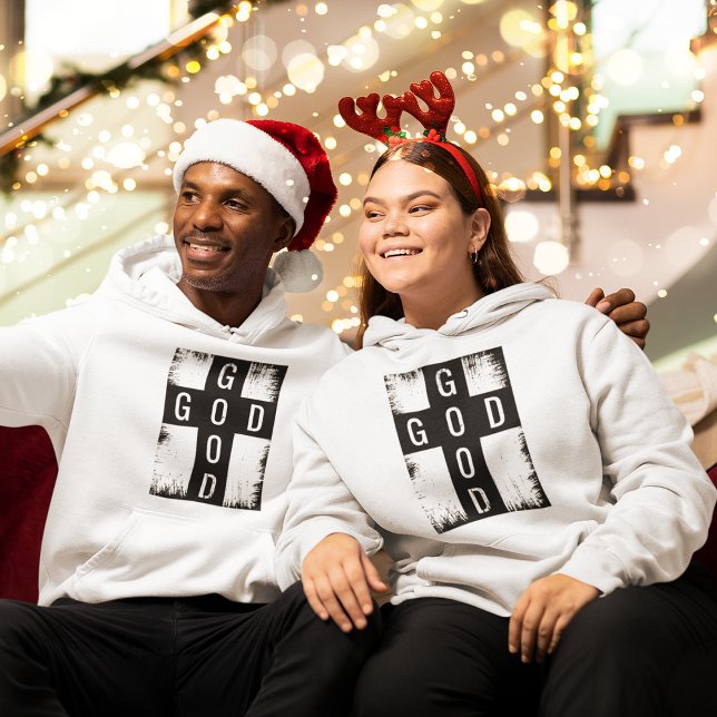 Moletom Deus (Couples posing in Good God Jesus Cross Hoodie in Christmas)