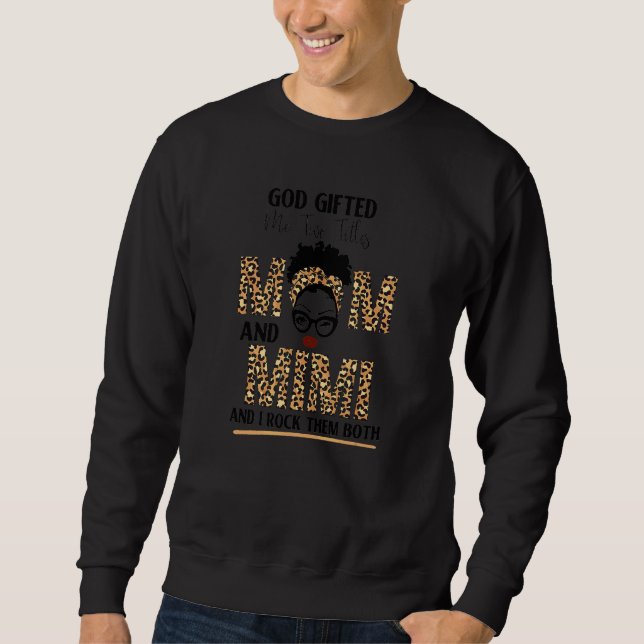 Moletom Deus Me Deu Dois Títulos Mamãe E Mimi E Eu Os Atro (Frente)