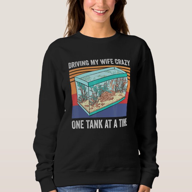 Moletom Dirigindo Minha Esposa Um Tanque De Cada Vez (Frente)