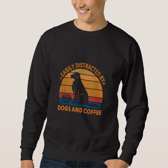 Moletom Easily Distracted By Dogs and Coffee Cool Family D (Frente)