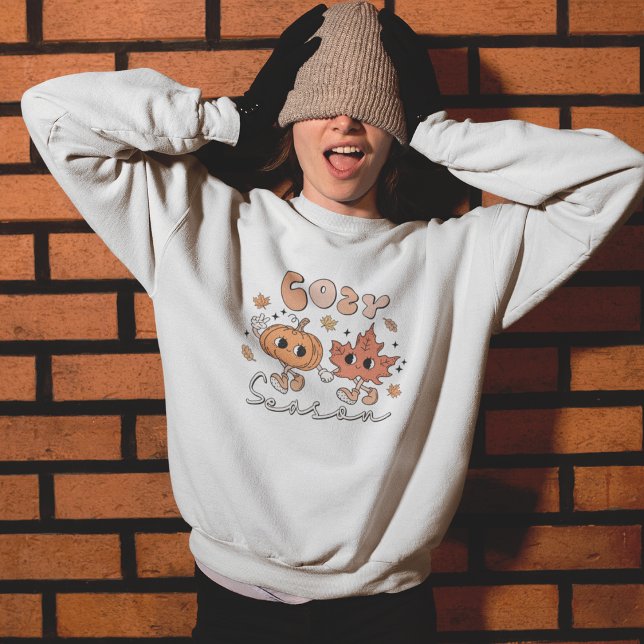 Moletom Estação Retro Fall Cozy (Retro Fall Cozy Season Sweatshirt)