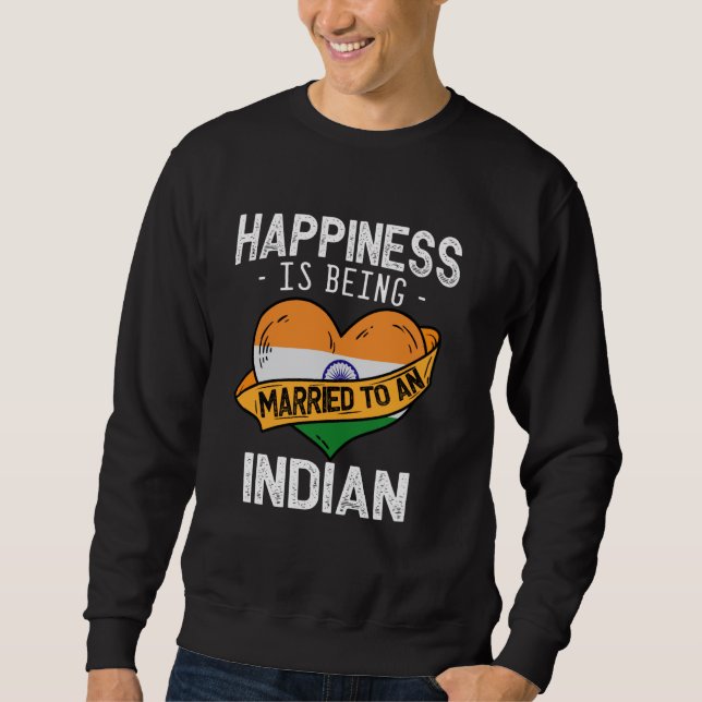 Moletom Felicidade Está Sendo Casada Com Uma Mulher Indian (Frente)