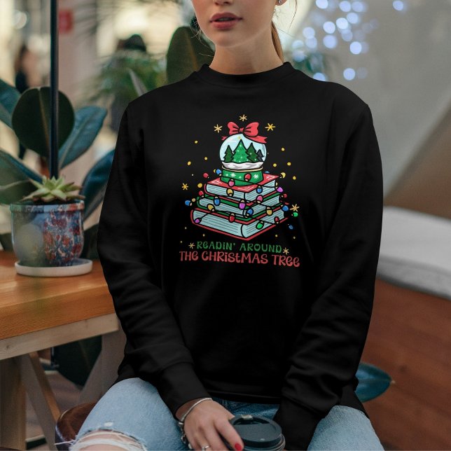 Moletom Festive Bookish Reading Around the Christmas Tree  (Criador carregado)