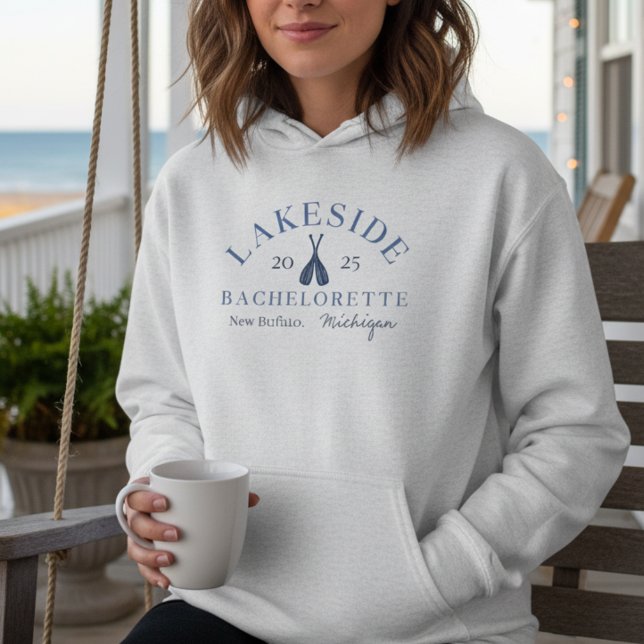 Moletom Fim de Semana do Lago Clássico Bachelorette Girls (Kick back at the lake with this coastal Classic Lake Bachelorette Girls Weekend Hoodie!)