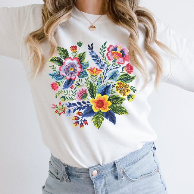 Moletom Flores Brilhantes de Flores Silvestres Falso Borda (Bright Watercolor Florals, Faux Yarn embroidery Design on this sweatshirt for her)