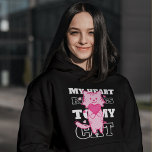 Moletom Funny cat Sayings  My Heart belongs To My cat,  T-<br><div class="desc">This t shirts is perfect for anyone who loves cats,  itfeatures a funny cat saying on the front, says my heart belongs to my cat ,  it would make a great gift for any cat lovers,  or as a valentine's day gift.</div>