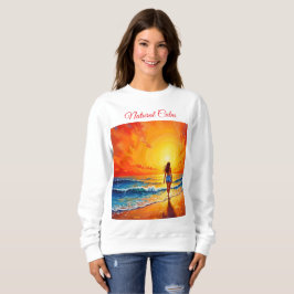 Moletom Garota da praia do pôr do sol caminha pelo oceano 