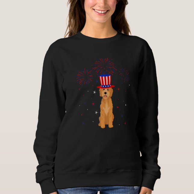 Moletom Goldendoodle Cachorro Vermelho Branco Azul Fogos d (Frente)
