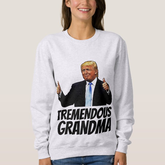 MOLETOM GRANDMA TRUMP T—CAMISAS (Frente)