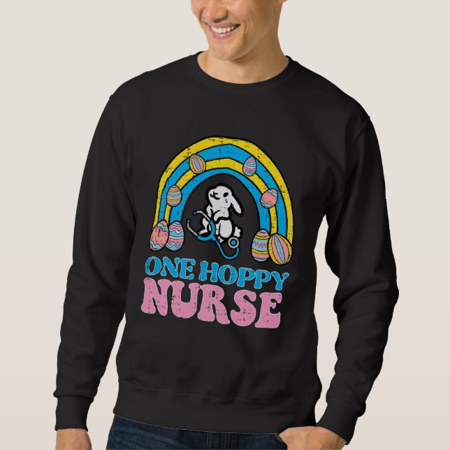 Moletom Happy Easter Bunny One Hoppy Nurse Rainbow Scrub T (Frente)