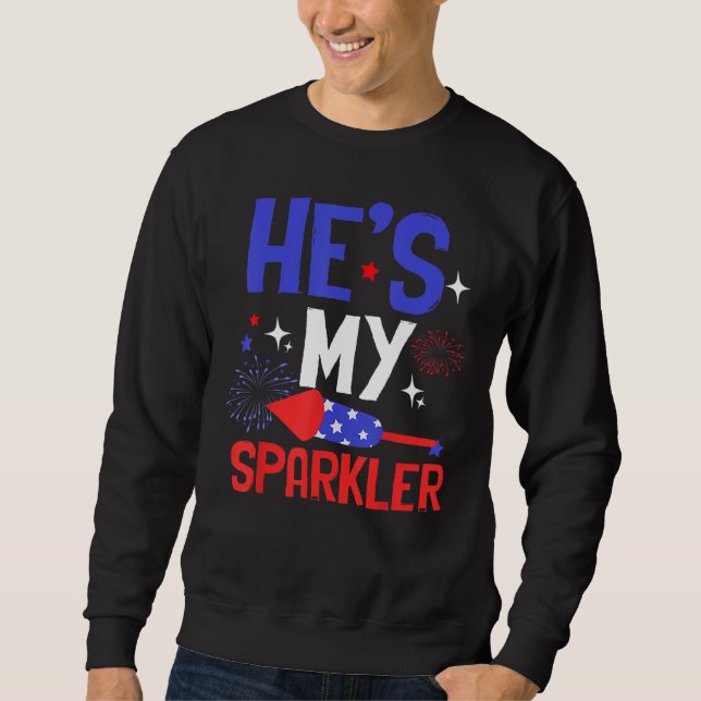Moletom He s My Sparkler Cute 4th Of July Couple (Frente)