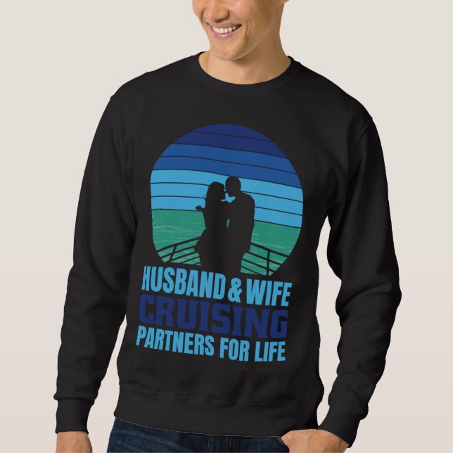 Moletom Husband Wife Cruising Partners for Life Romantic V (Frente)