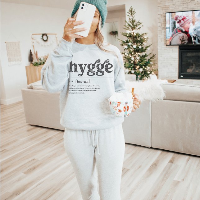 Moletom HygDefinition Cote Scandanavian Cozy Season (Cute minimalist Hygge definition meaning cozy ash gray sweatshirt, Christmas gift, Danish Nordic art)
