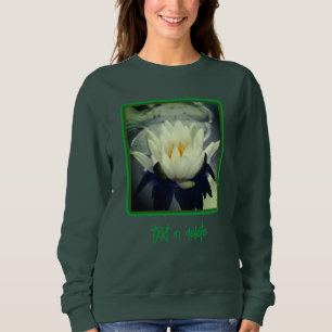 Moletom Lírio de Água Flor de Lótus Personalizada