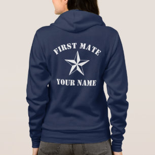 Moletom marinho azul e rodeado branco de estrelas náutica