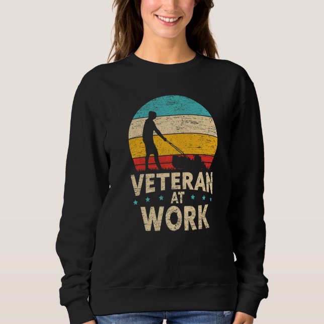Moletom Mens Veteran No Trabalho, Mower Lawn (Frente)