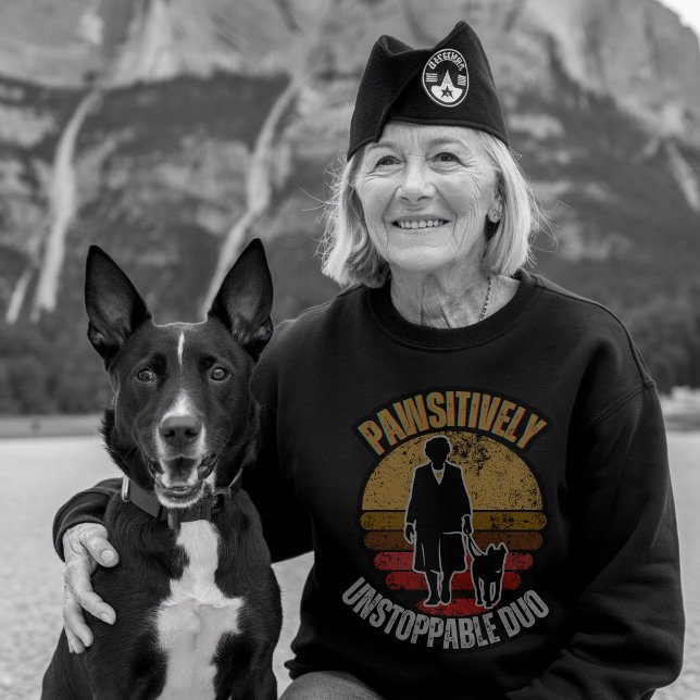 Moletom Mulher Veterana e Seu Cachorro: Irresistivelmente  (Criador carregado)